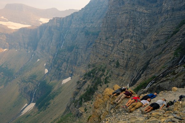 Quels sont les meilleurs itinéraires pour une randonnée dans les montagnes de la Sierra Nevada, Espagne : conseils et préparations ?